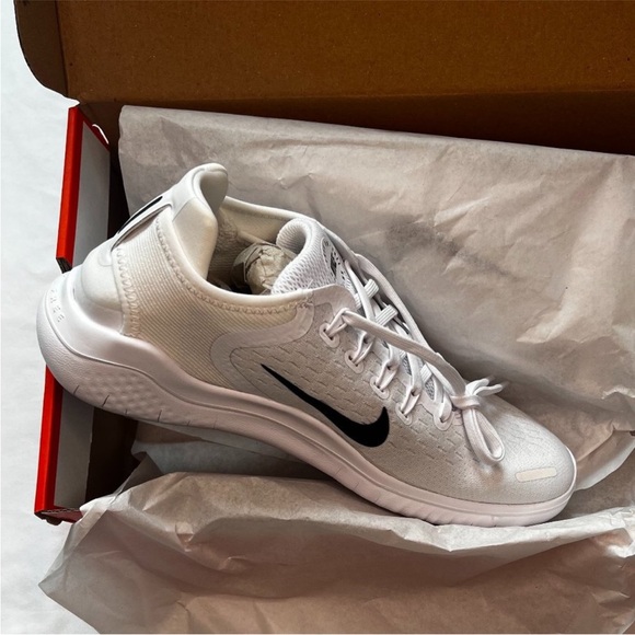 Nike Women’s Free RN 2018 white size 6 - Picture 5 of 6